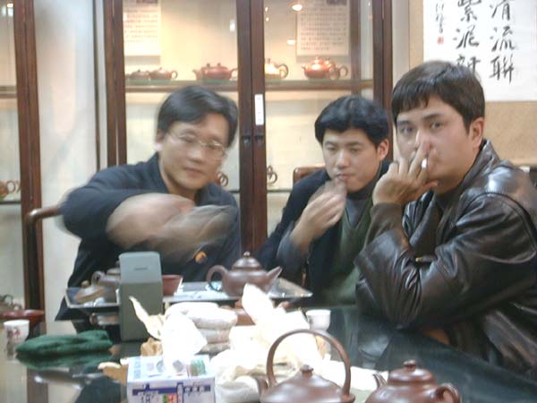 第二届真壶会员俱乐部活动，因篮子大大会长临时有要事当天不客参加，所以............当然就由老兄执壶卖笑啦！